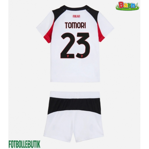 AC Milan Fikayo Tomori #23 Bortaställ Barn 2025-26 Kortärmad (+ Korta byxor)